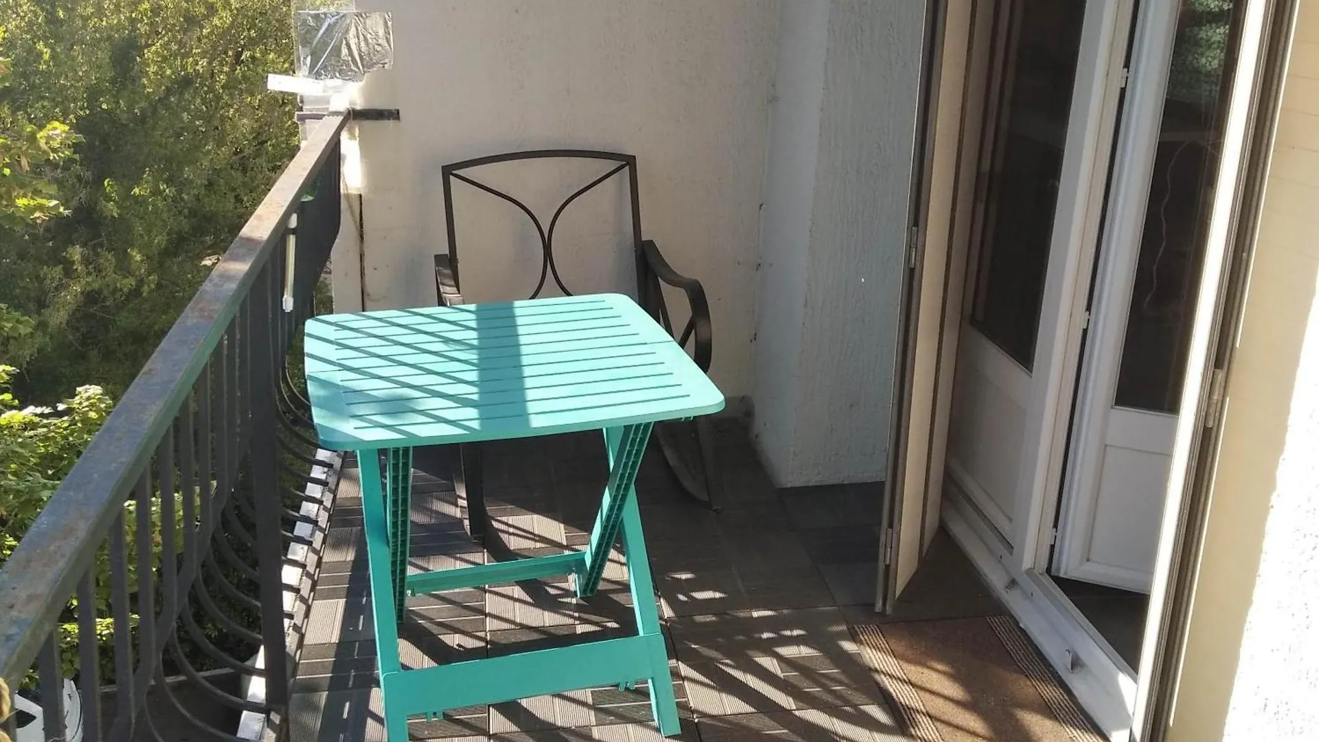 Apartment Appartement Spacieux Et Lumineux Montelimar France