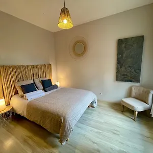  Vakantiehuis L'annexe Du Domaine De Brisset
